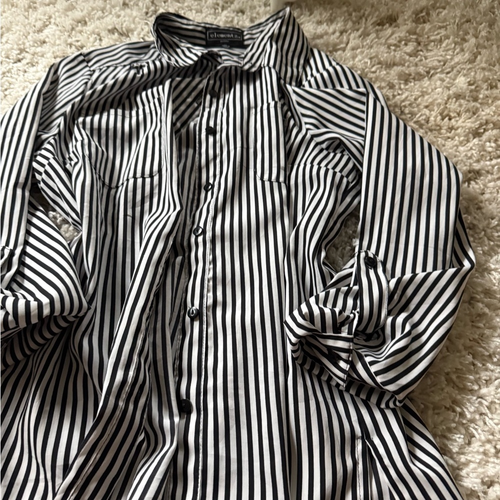 Claiborne Black and White Casual Button Down Shirt with Classic Pinstripe - Picture 3 of 6